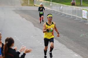 BIB: 399
                            <button type="button" onclick="openModal(3531197)" class="btn btn-primary btn-sm float-right btn-popup" data-toggle="modal" data-target=".modal-high-quality">
                        <i class="fas fa-shopping-cart"></i> Add to Cart
                    </button>
                                            <button type="button" onclick="isThisMe(3531197, true)" class="btn btn-success btn-sm float-right btn-popup btn-isme hidden" data-toggle="tooltip" data-placement="bottom" title="นี่คือรูปของคุณใช่ไหม คลิกที่นี่เพื่อเอาเข้าอัลบั้ม">
                        <i class="fas fa-plus"></i> Add to album
                    </button>
                    <button type="button" onclick="isThisMe(3531197, false)" class="btn btn-warning btn-sm float-right btn-popup btn-isnotme hidden">
                        <i class="fas fa-ban"></i> Remove from album
                    </button>